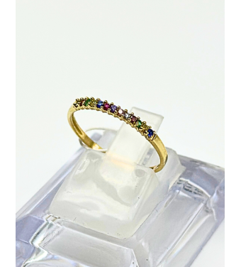 Złoty pierścionek rzędówka 585 z kolorowymi cyrkoniami – klasyczna elegancja | AURI