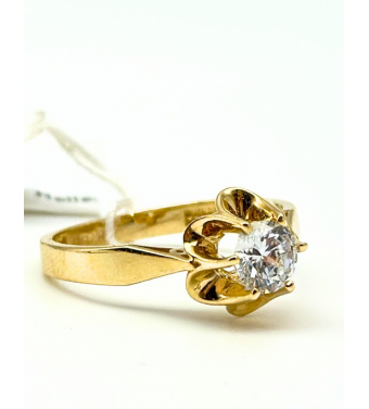 Złoty pierścionek 585 z zieloną cyrkonią – klasyczna elegancja | AURI