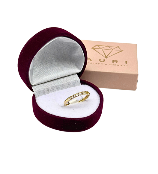 Złoty pierścionek 585 w kształcie kwiatuszka – klasyczna elegancja | AURI