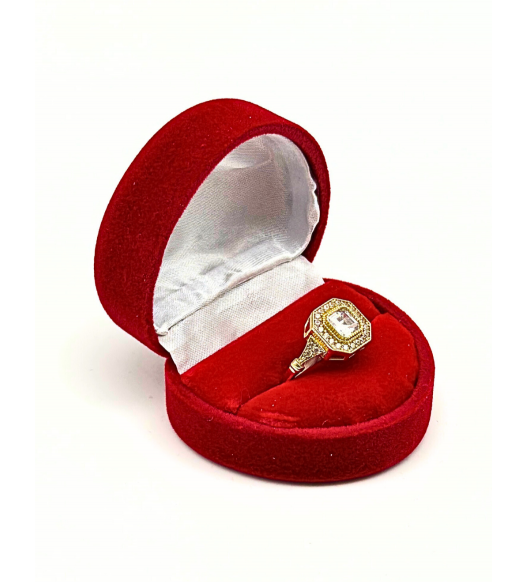 Złoty pierścionek 585 z cyrkonią w koronie – klasyczna elegancja | AURI