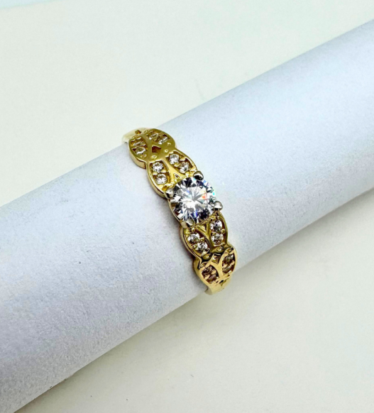 Złoty pierścionek z dużą cyrkonią, złoto próby 585, 14k